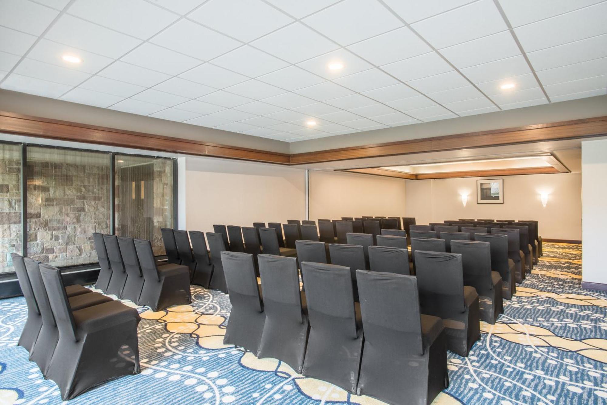 Crowne Plaza Princeton - Conference Center By Ihg Ngoại thất bức ảnh