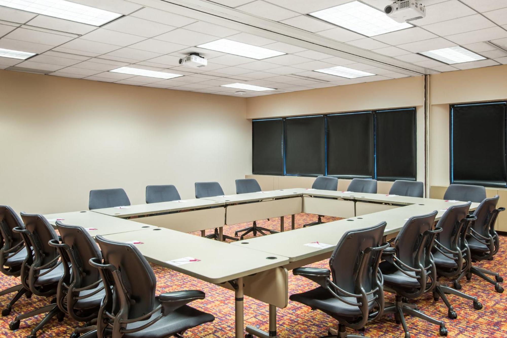 Crowne Plaza Princeton - Conference Center By Ihg Ngoại thất bức ảnh